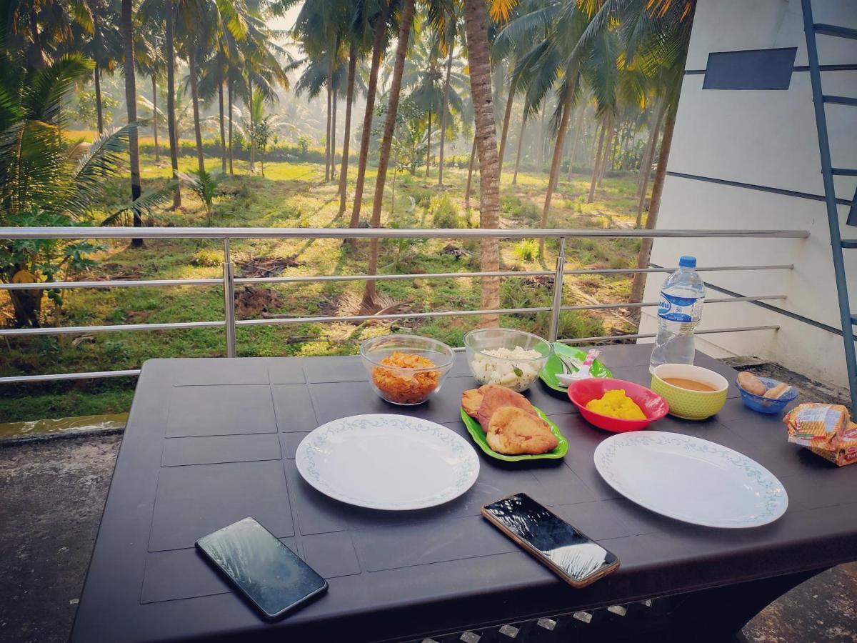 The Big Pineapple Estate Villa Udupi Bagian luar foto
